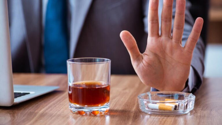 Tobakk og alkohol: vitenskapens forklaring på virkningen på mannlig fertilitet